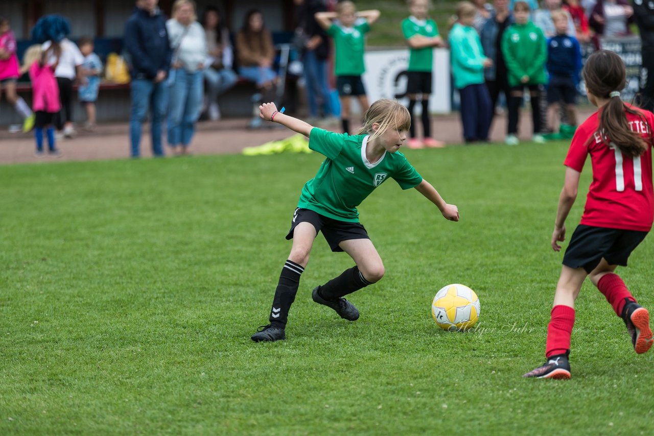 Bild 816 - Loewinnen Cup
